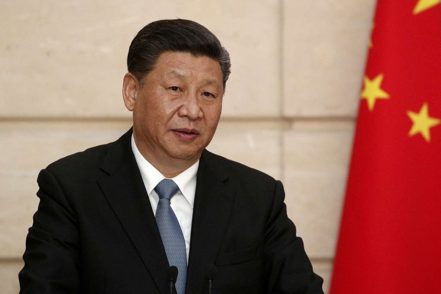 El presidente chino Xi Jinping durante una conferencia en el Palacio del Eliseo, en París. (Foto: Yoan Valat/via REUTERS)