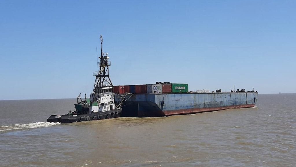 Se inició el servicio de barcazas con contenedores entre Santa Fe y La Plata