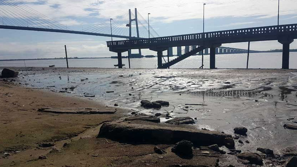 El río Paraná lleva 291 días con su nivel inferior al límite de aguas bajas, según el INA