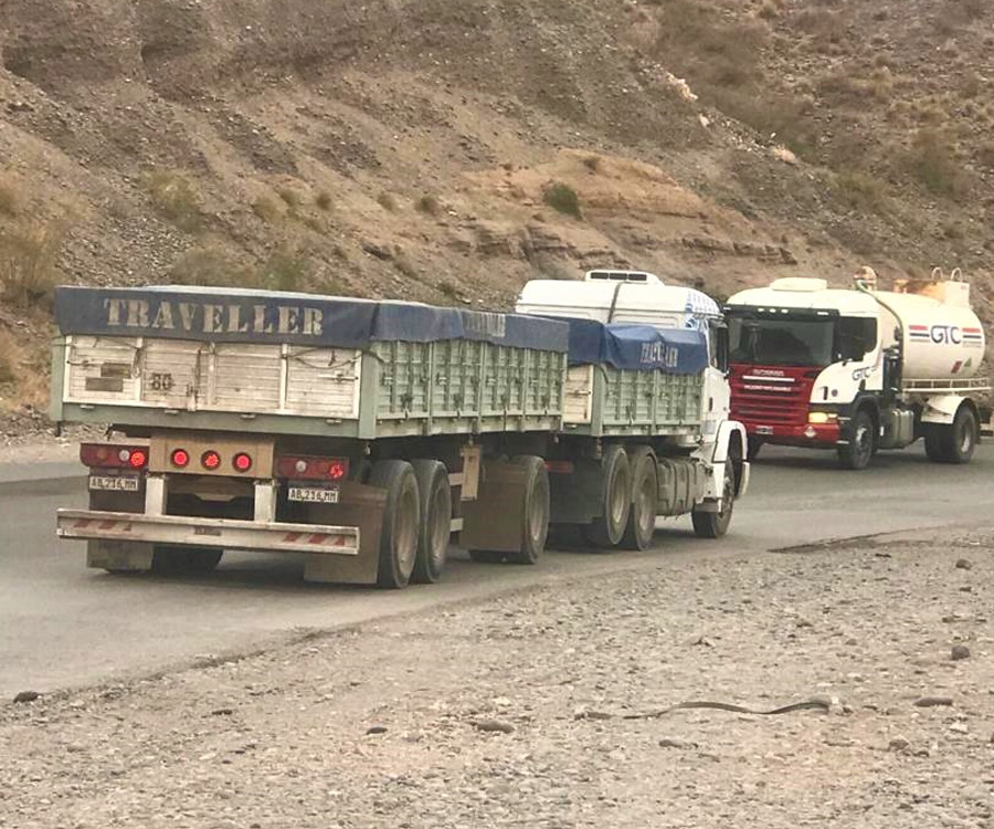 Transportistas de carga aseguran que sigue la escasez de gasoil