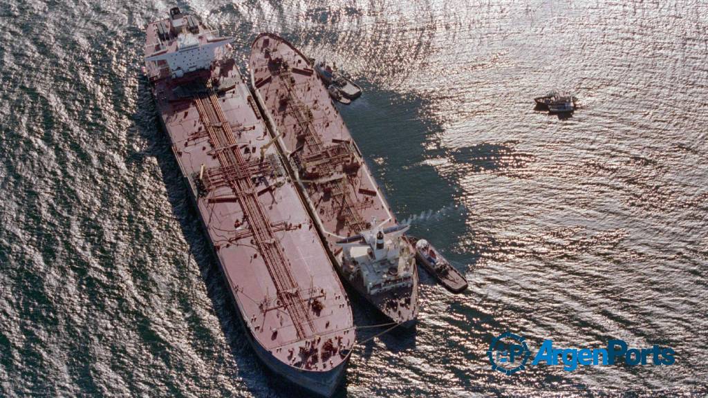 Murió el capitán del Exxon Valdez, el buque que en 1989 produjo un masivo derrame de crudo