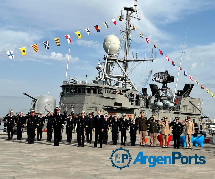 El Día de la Armada Argentina se celebró en el puerto de Bahía Blanca
