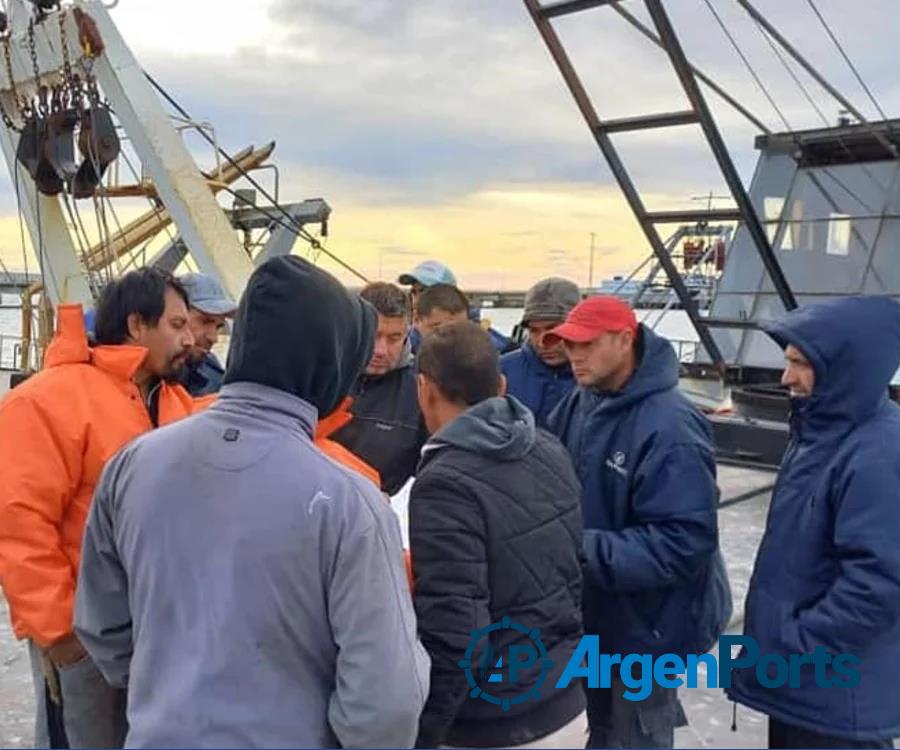 Puerto Madryn: por una medida de fuerza del Somu, se demora la zarpada de los buques
