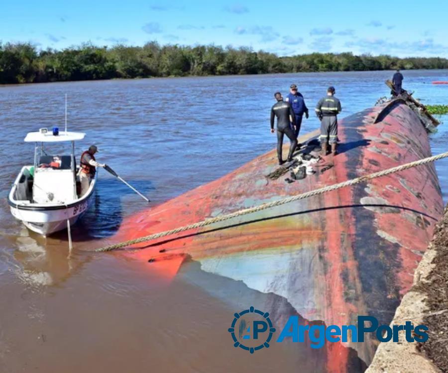 Concepción del Uruguay: cuál es el estado de un  buque hundido frente al puerto