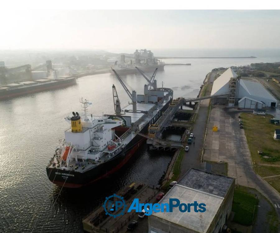 Quequén: Volvió a operar la estructura de desembarque de fertilizantes en Pier Doce