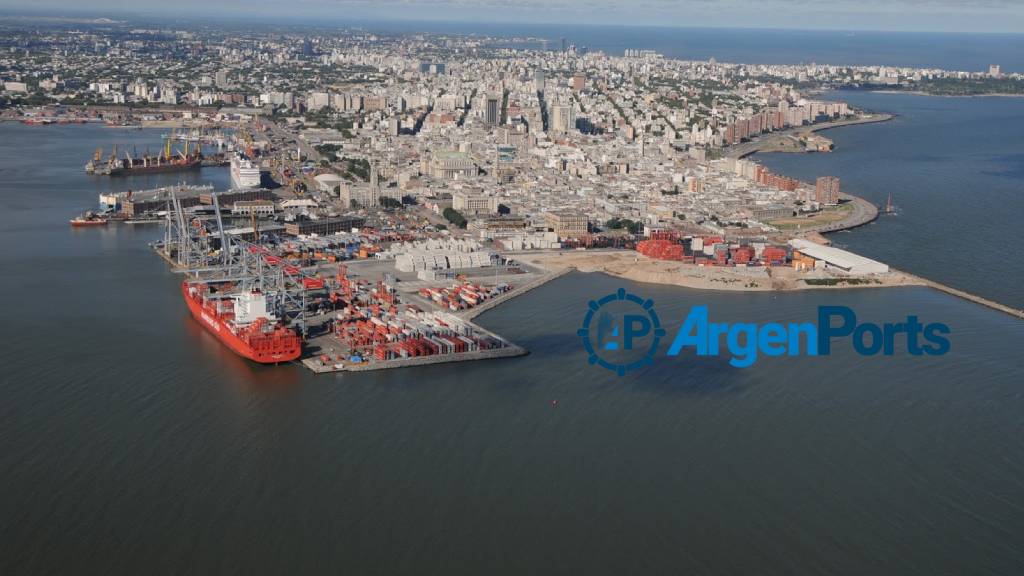 Uruguay da 180 días de plazo a la Argentina y luego dragará el canal de acceso a Montevideo