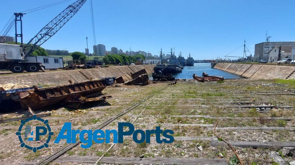 Mar del Plata: tras el desguace de dos buques, se viene el de tres remolcadores y otro pesquero