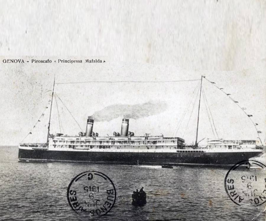 La suerte de la familia Bergoglio en la tragedia del Titanic italiano que naufragó en Sudamérica