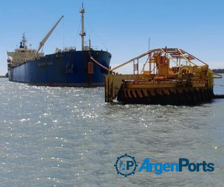 Vuelve a operar la terminal petrolera de Oiltanking en Puerto Rosales