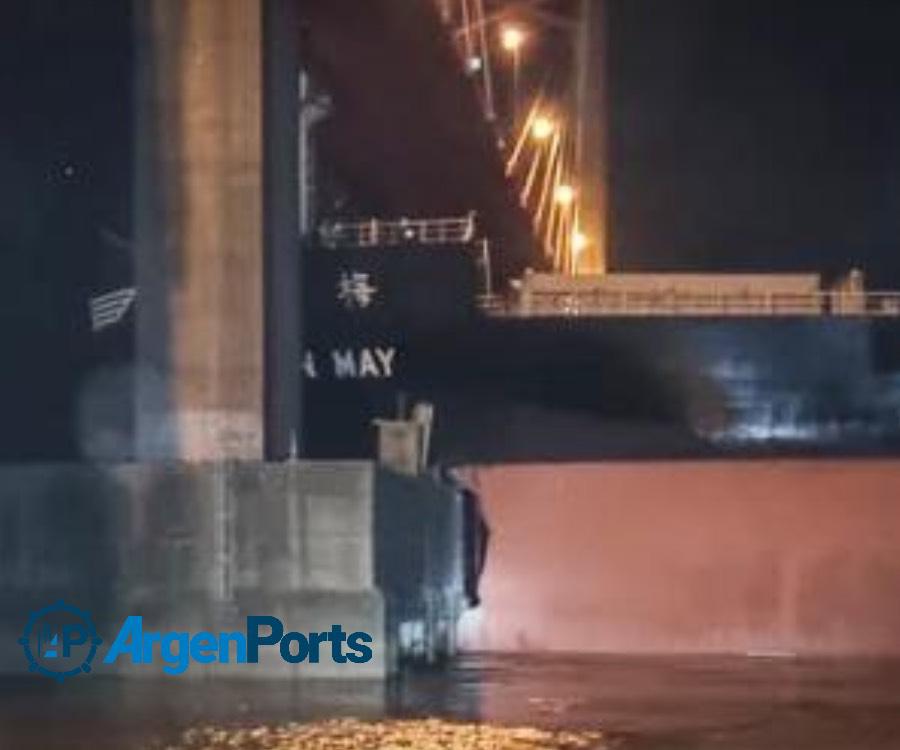 Un buque granelero chocó contra el Puente Zárate Brazo Largo