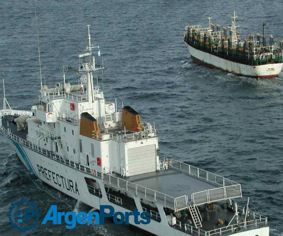 Prefectura monitorea el ingreso de 260 buques chinos que buscan refugiarse en la ZEE