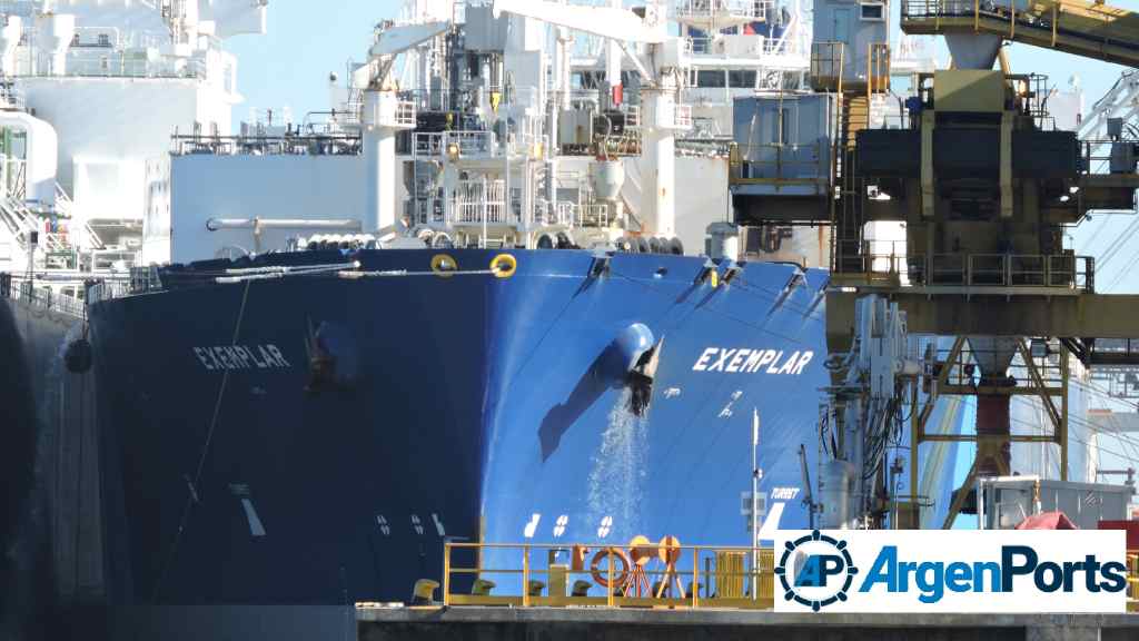 Un invierno sin buque regasificador en Bahía Blanca y con la mira en exportar