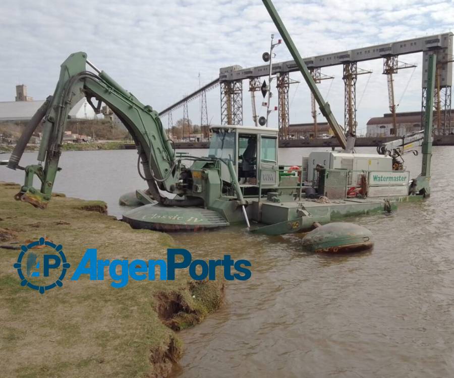 Video: trabajos de dragado en la dársena de cabotaje de Puerto San Pedro