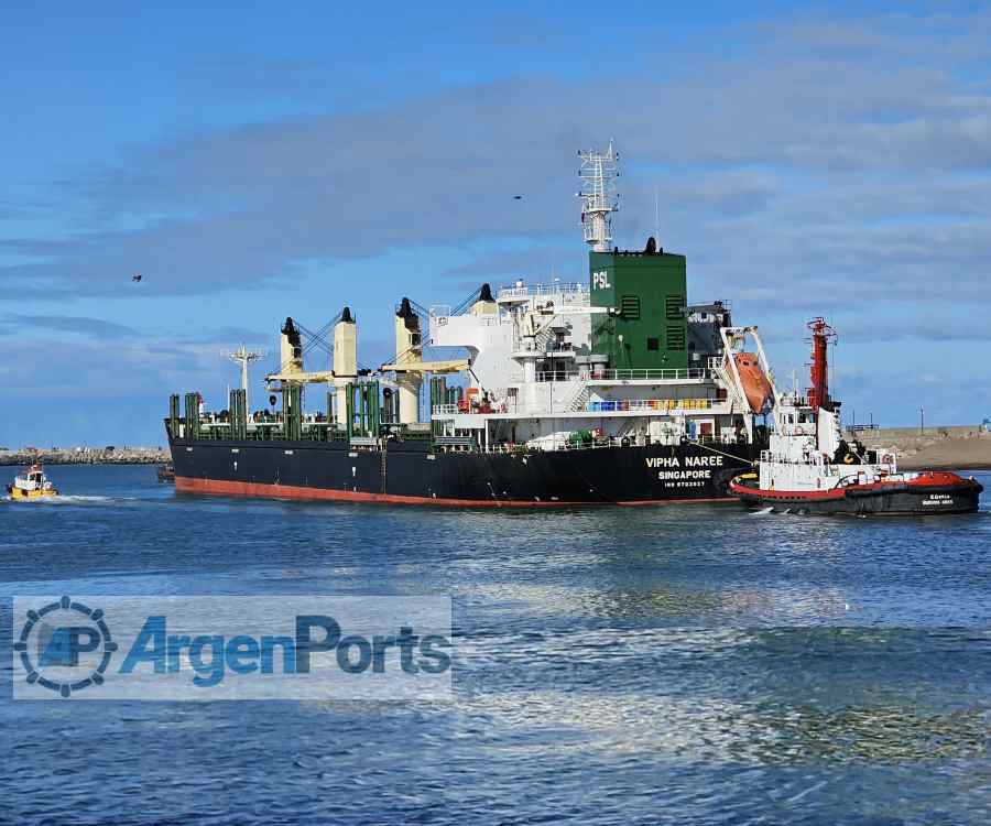 Puerto Quequén optimiza su rotación de buques: 9 movimientos en un día