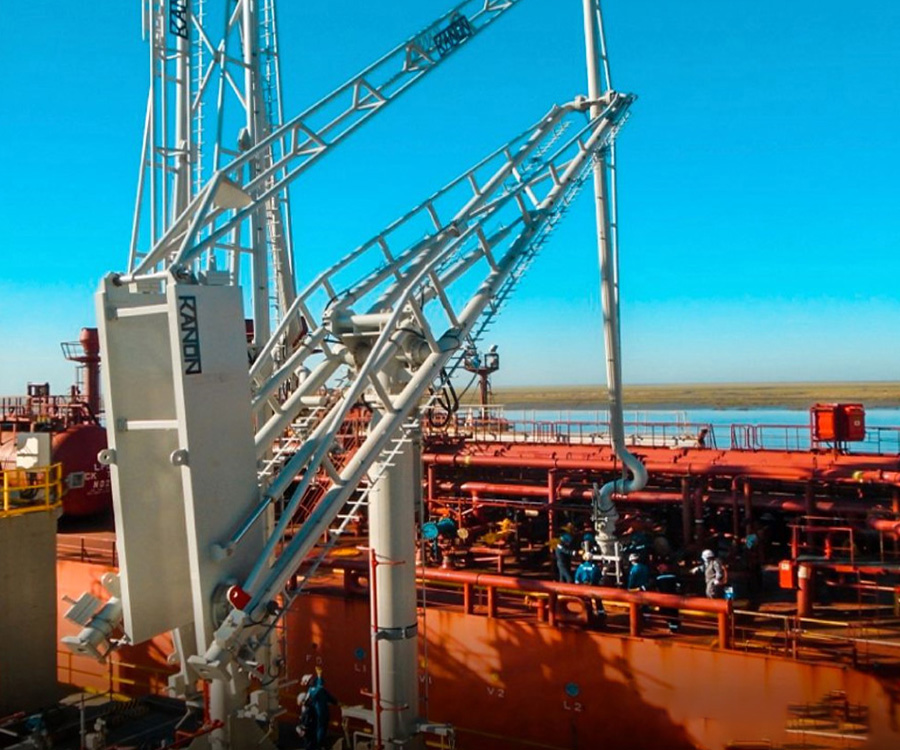 Compañía Mega puso en funcionamiento nuevos brazos de carga en Bahía Blanca