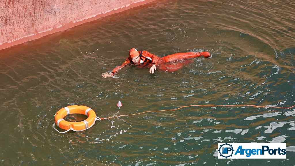 Puerto Quequén valida el Procedimiento para Emergencias de Hombre al Agua