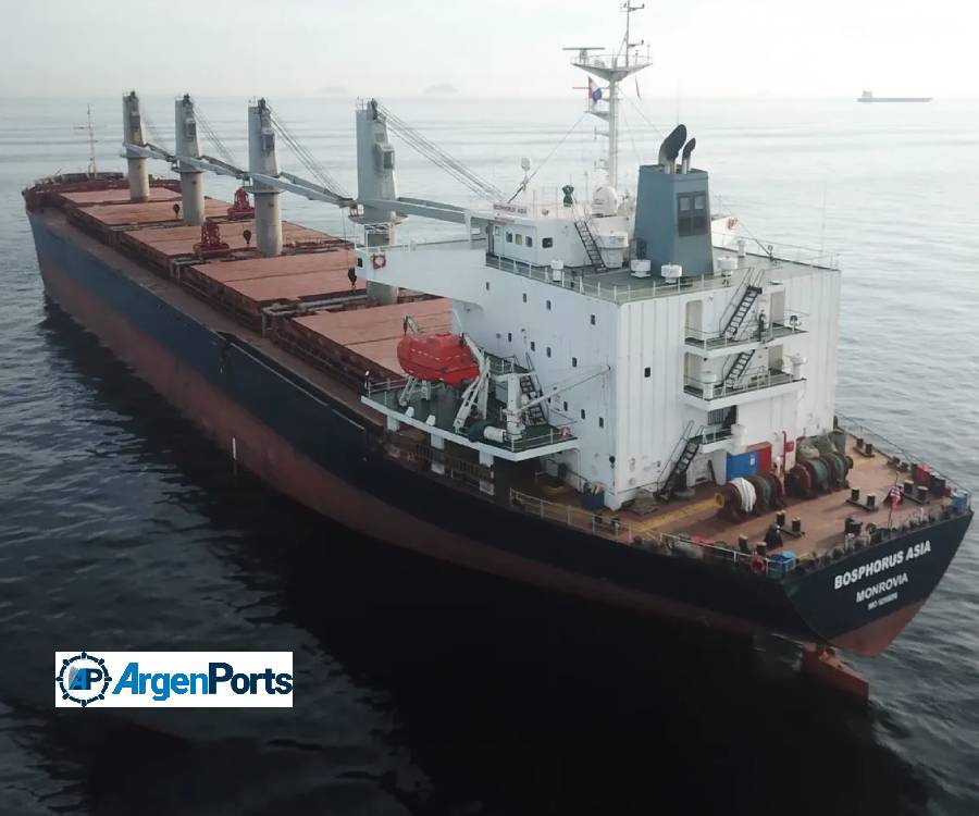 ¿Qué fue lo que originó la varadura del Bosphorus Asia en el río Paraná?