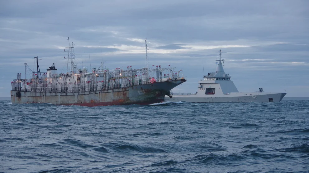 pesqueros chinos armada argentina
